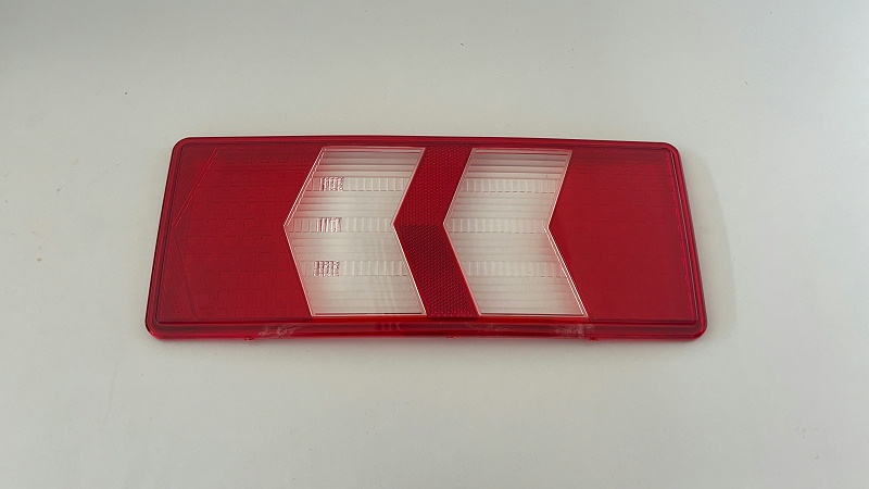 卡車后尾燈用染色PMMA材料：安全性與耐用性的完美解決方案