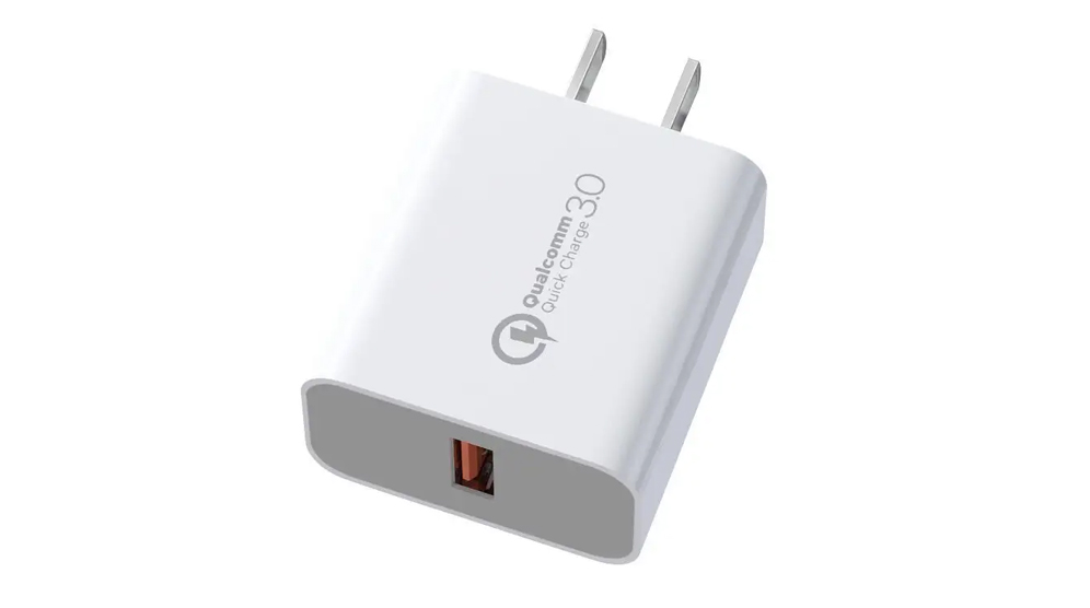 阻燃PC材料：筑牢手機充電器插頭安全防線